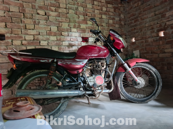 Bajaj CT100